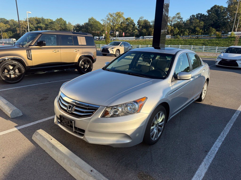 Used 2011 Honda Accord EX-L image 4
