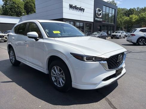 Used 2024 MAZDA CX-5 AWD 2.5 S w/ Select Package image 2