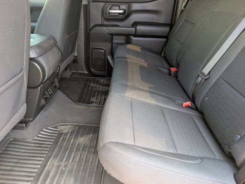 Used 2024 Chevrolet Silverado 1500 Custom RWD image 16