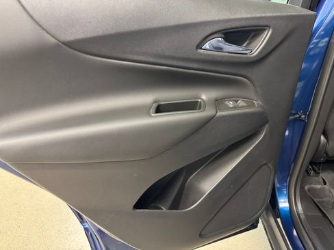 Used 2022 Chevrolet Equinox LT FWD image 16