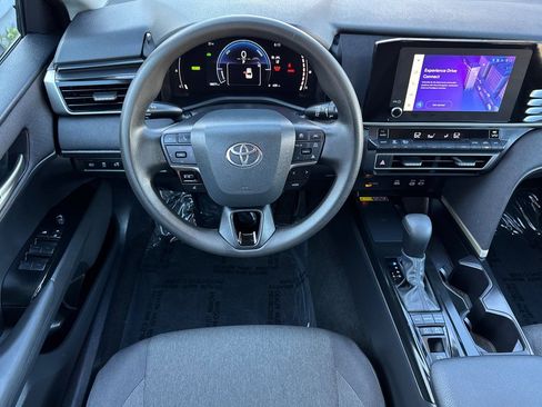 Certified 2025 Toyota Camry LE image 14