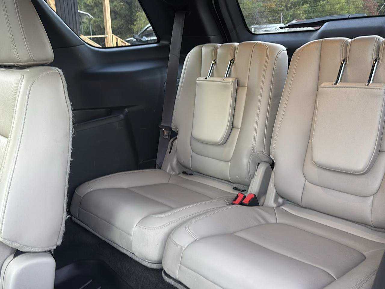 Used 2015 Ford Explorer Limited w/ Equipment Group 301A FWD image 13