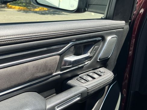 Used 2023 RAM 1500 Laramie AWD/4WD image 12