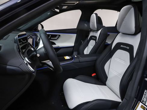 New 2026 Mercedes-Benz E 53 AMG e 4MATIC Sedan image 9
