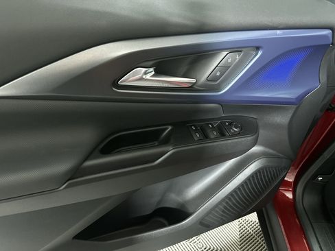 New 2026 Chevrolet Equinox EV LT image 77