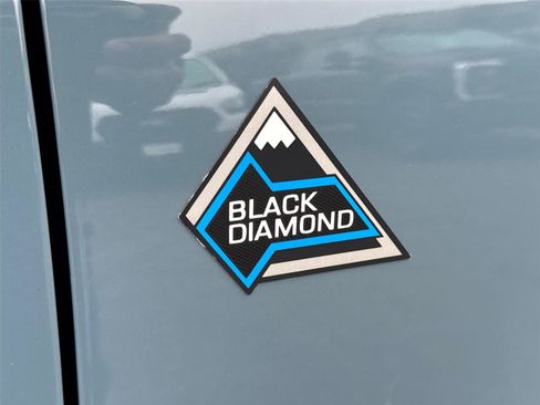 Certified 2021 Ford Bronco Black Diamond image 8