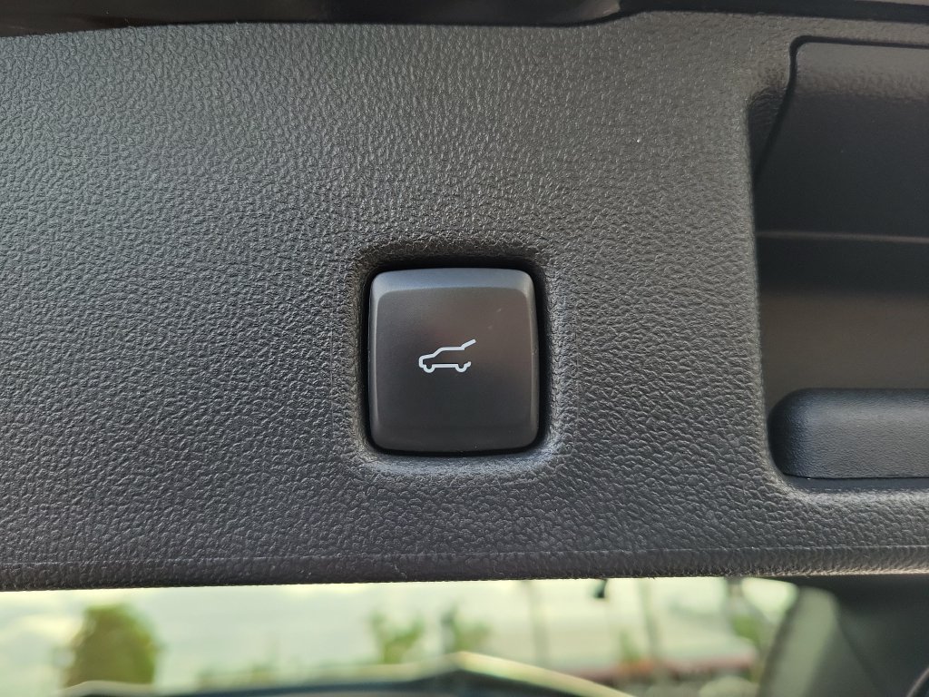 Used 2024 Ford Escape ST-Line Select w/ Tech Pack #1 AWD/4WD image 11