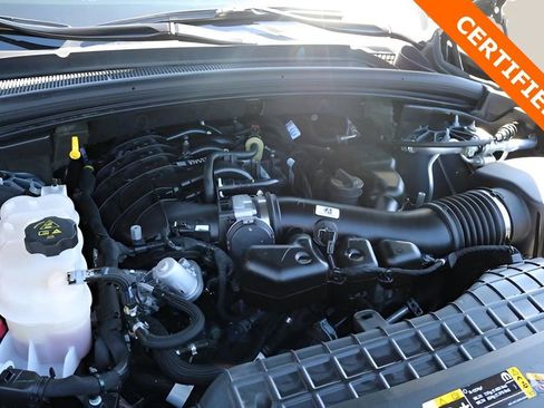 Used 2024 Jeep Grand Cherokee Limited image 10