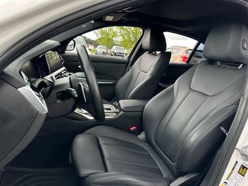 Used 2021 BMW 330i Sedan w/ Convenience Package RWD image 11