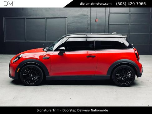 Used 2023 MINI Cooper S FWD image 4
