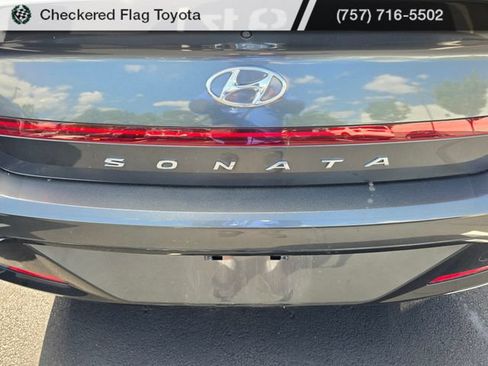 Used 2023 Hyundai Sonata SEL w/ Preferred Accessory Package FWD image 7