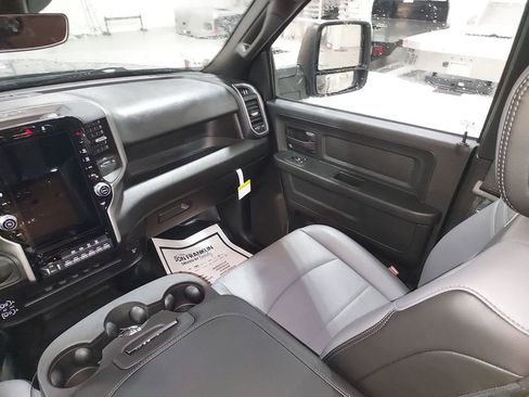 New 2026 RAM 2500 Tradesman AWD/4WD image 11
