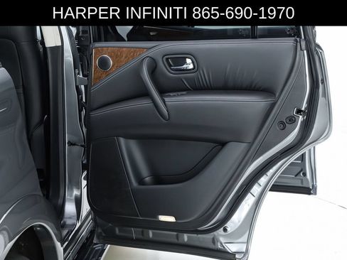 Used 2017 INFINITI QX80 4WD w/ Driver Assistance Package image 70