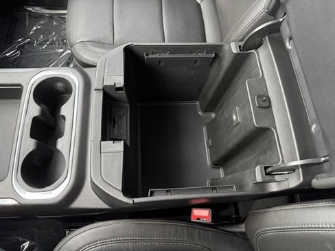 Used 2020 Chevrolet Silverado 1500 LT Trail Boss image 19