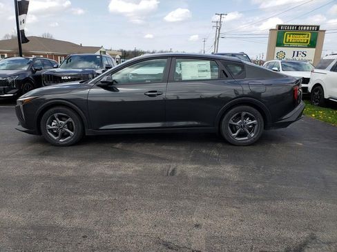 New 2026 Kia K4 FWD image 3
