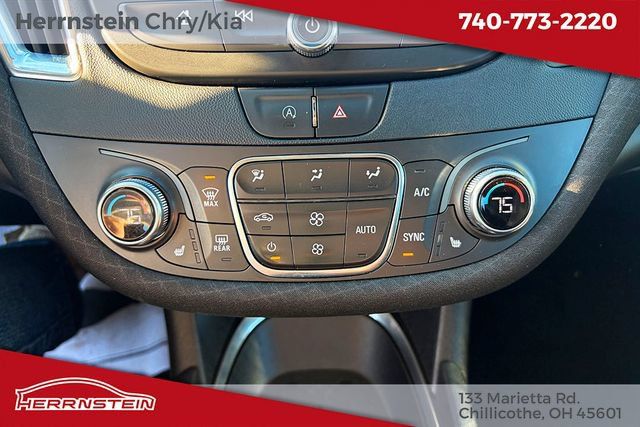 Used 2021 Chevrolet Malibu LT FWD image 19