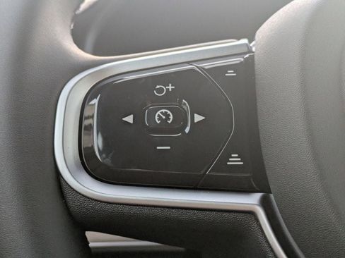 New 2026 Volvo XC90 B5 Ultra w/ Protection Package Premier image 33