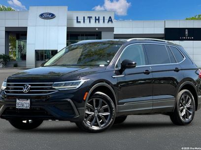 Used 2023 Volkswagen Tiguan SE