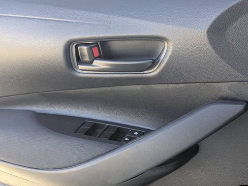 Used 2024 Toyota Corolla LE image 23