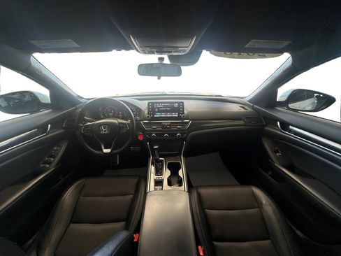 Used 2018 Honda Accord Sport image 22