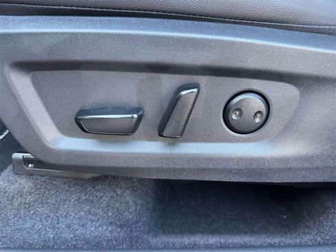 Certified 2025 Nissan Murano SL image 15