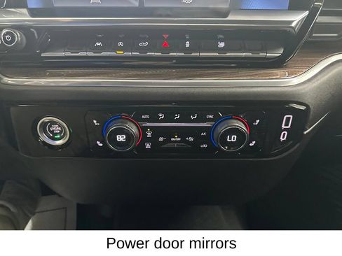 Used 2024 Chevrolet Silverado 1500 LT AWD/4WD image 48