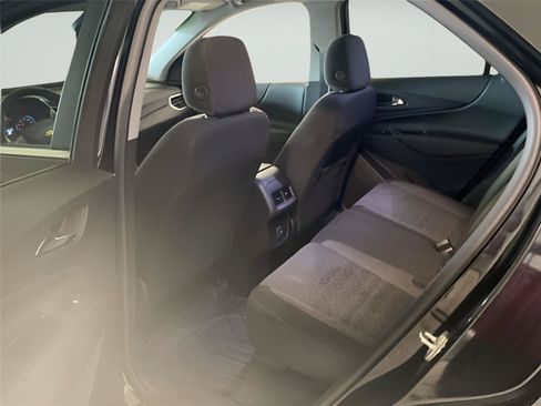 Certified 2024 Chevrolet Equinox LT w/ LPO, Floor Liner Package FWD image 25