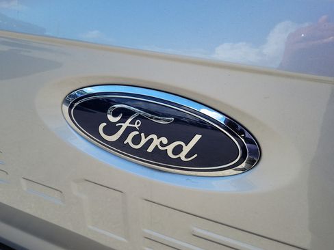 Used 2022 Ford F150 XL w/ STX Appearance Package RWD image 27