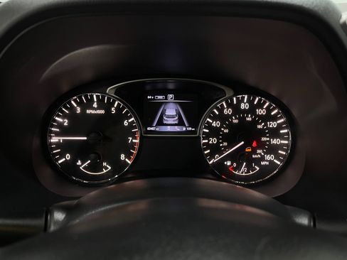 Used 2019 Nissan Pathfinder Platinum w/ Cargo Package AWD/4WD image 23