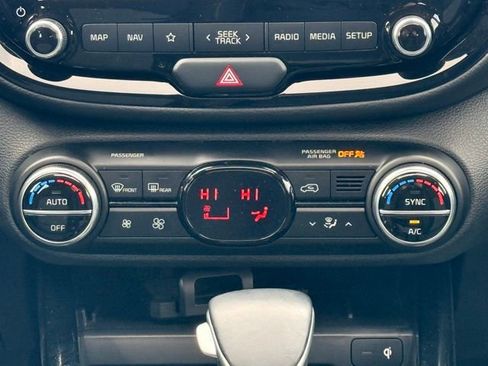 Used 2021 Kia Soul EX image 28