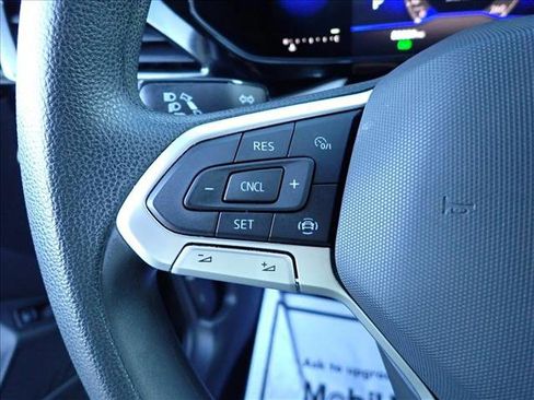 Used 2022 Volkswagen Taos S image 15