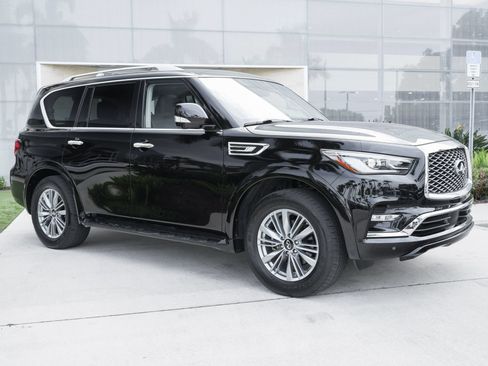 Used 2023 INFINITI QX80 Luxe w/ Cargo Package RWD image 4