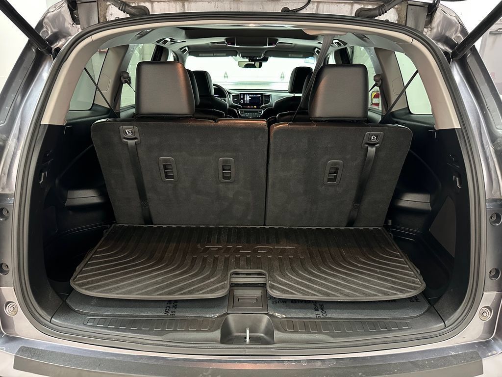 Used 2022 Honda Pilot Elite image 39