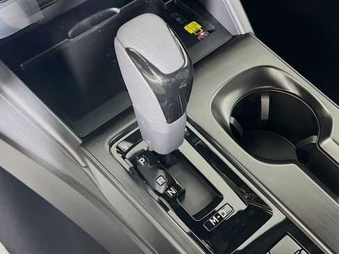 New 2026 Subaru Outback Limited AWD/4WD image 14