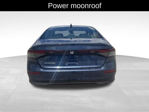 Used 2025 Honda Accord SE image 6