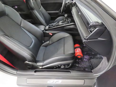 Certified 2023 Porsche 911 GT3 RWD image 45