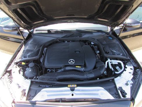 Used 2019 Mercedes-Benz C 300 Sedan image 32