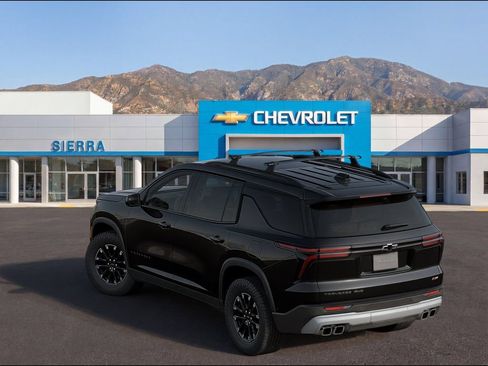 New 2026 Chevrolet Traverse Z71 w/ Enhanced Driving Package AWD/4WD image 2