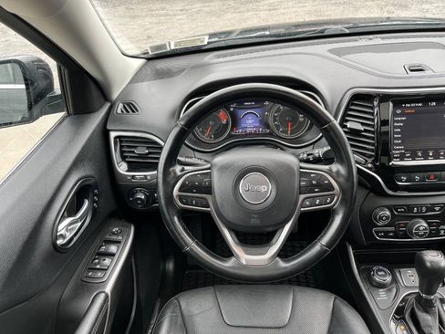Used 2021 Jeep Cherokee Limited w/ Elite Package AWD/4WD image 18