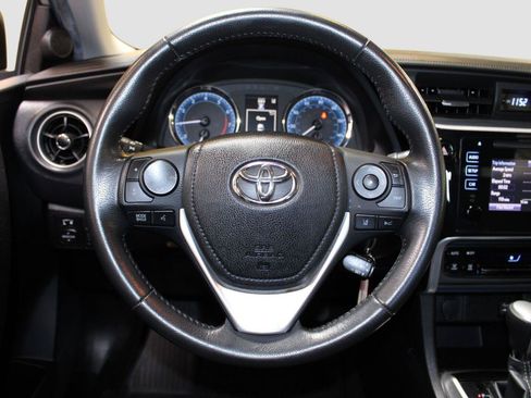 Used 2019 Toyota Corolla SE FWD image 26