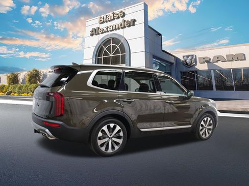 Used 2022 Kia Telluride SX AWD/4WD image 3