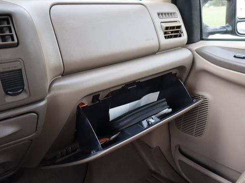 Used 2003 Ford F250 XL AWD/4WD image 35