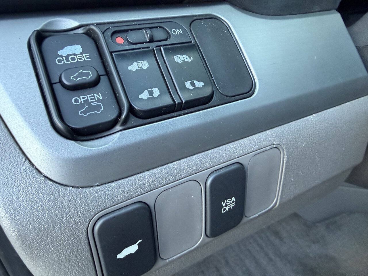 Used 2010 Honda Odyssey EX-L image 25