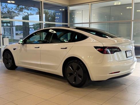 Used 2023 Tesla Model 3 Standard Range RWD image 13
