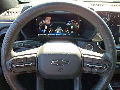 New 2026 Chevrolet Colorado Trail Boss AWD/4WD image 17