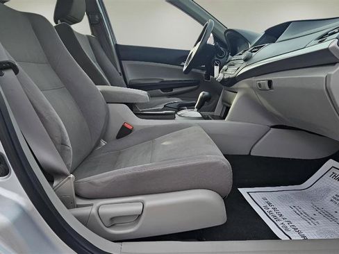 Used 2011 Honda Accord LX image 28