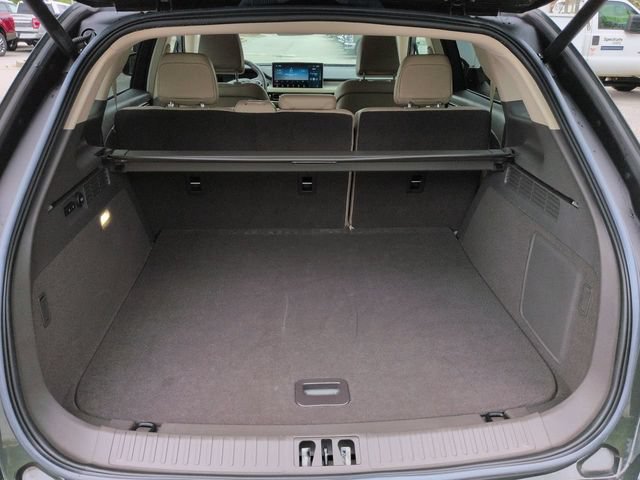 Used 2023 Lincoln Nautilus FWD w/ Premium Package image 13