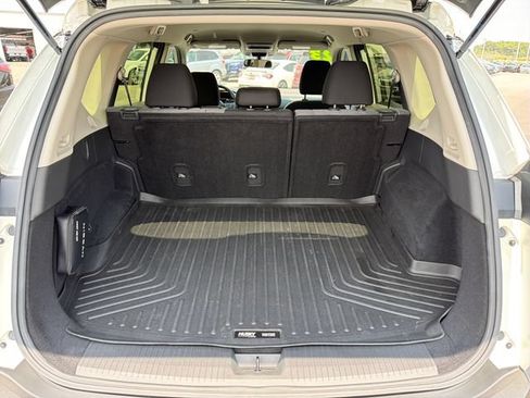 Used 2023 Nissan Rogue SV AWD/4WD image 29