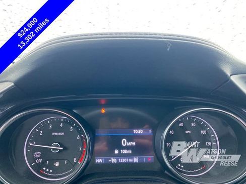 Used 2023 Buick Encore GX Essence w/ Experience Buick Package image 17