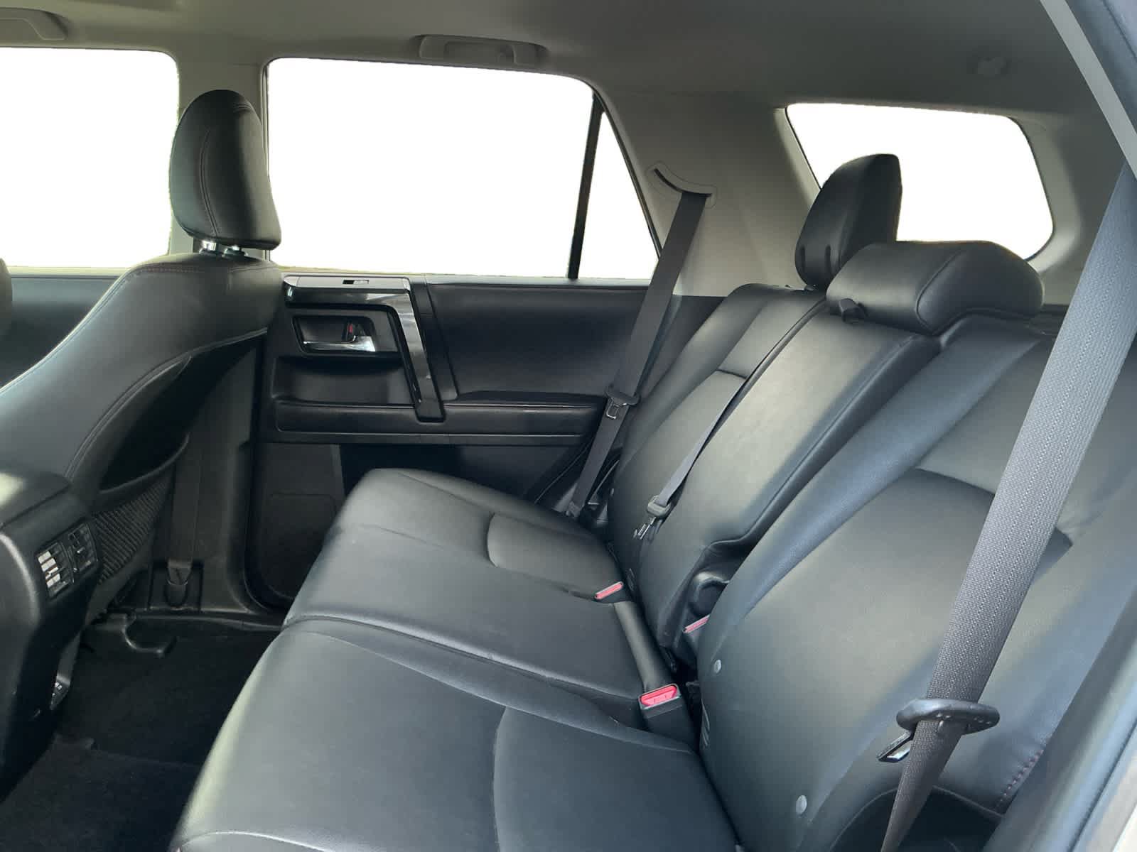 Used 2021 Toyota 4Runner Venture w/ Moonroof Package AWD/4WD image 13